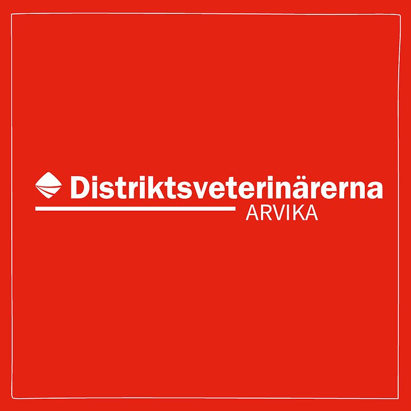 Bild med röd bakgrund och vit ram med Distriktsveterinärernas logo och texten Arvika centrerat i mitten. 